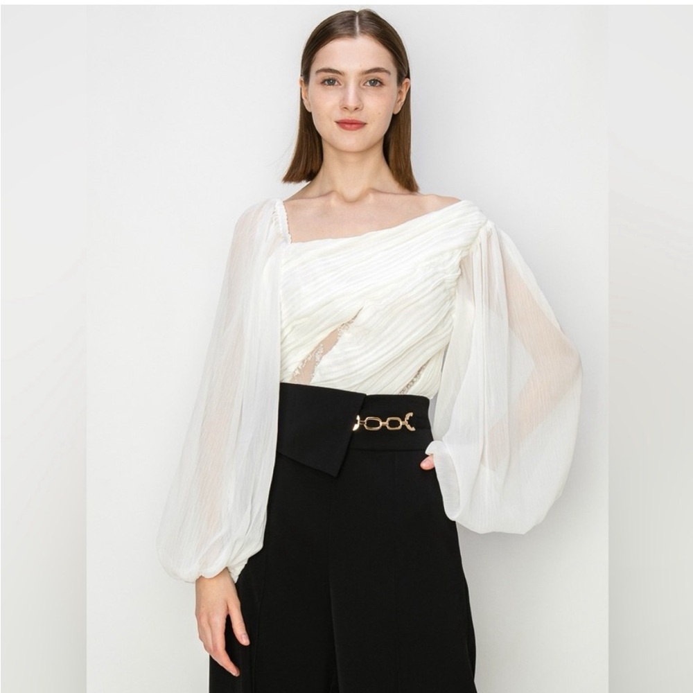 NWT Chiffon Pleated Ballon Sleeve Blouse in White, with Sequins & Beads Details.